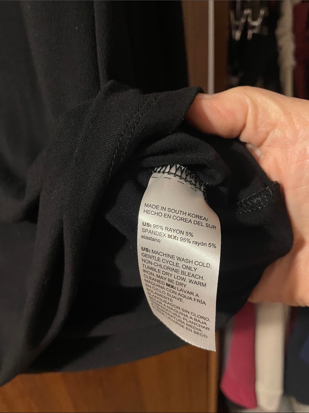 Chico’s Black Long-Sleeve Crew Top - Picture 4 of 6